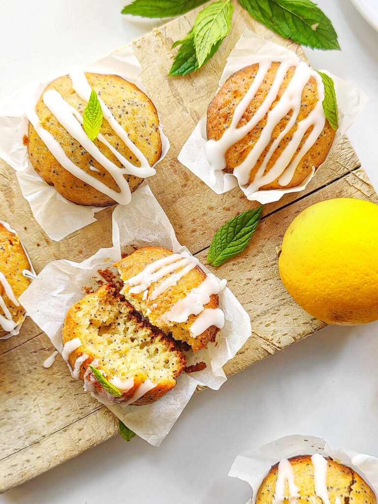 lemon poppyseed muffins