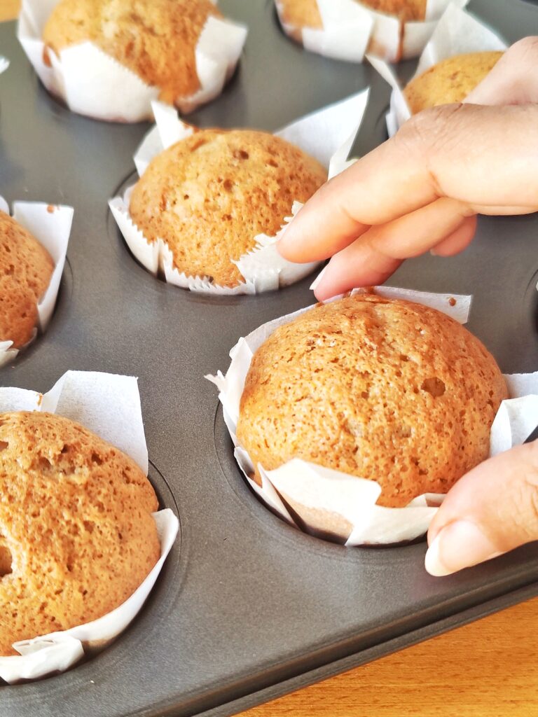 walnut raisin muffins